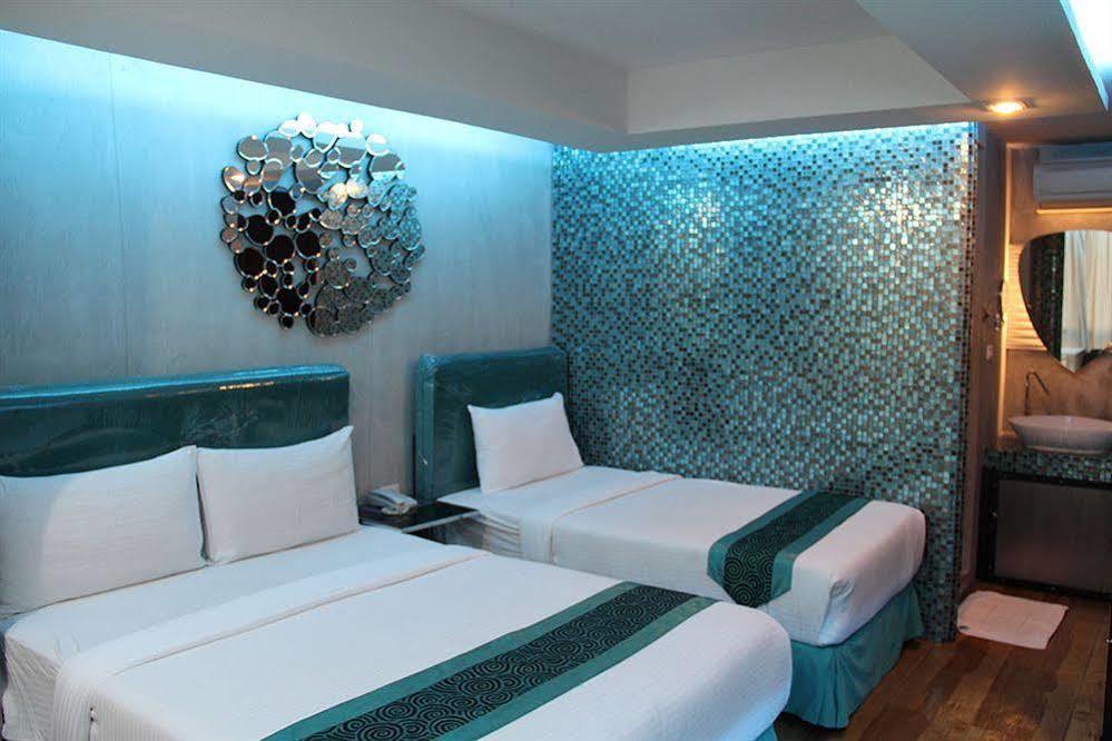 Blutique Hotel Bangkok Ngoại thất bức ảnh